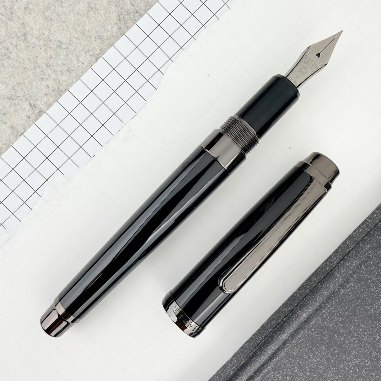 Platinum #3776 Century Travia Fountain Pen - Onyx Black (Limited Edition)