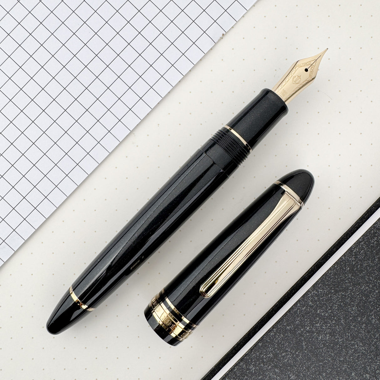 Sailor 1911L Fountain Pen - Shining Black