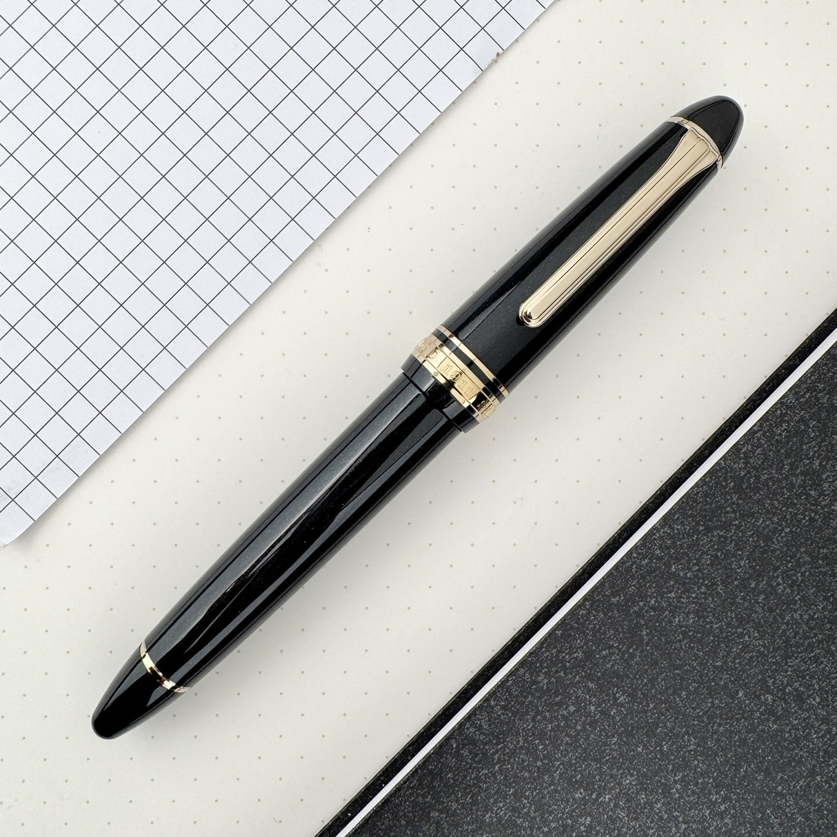 Sailor 1911L Fountain Pen - Shining Black