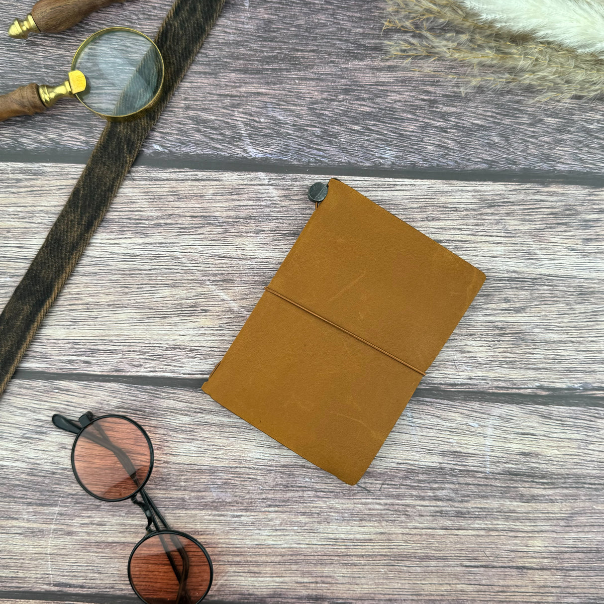 Traveler's Leather Notebook - Passport Size - Camel