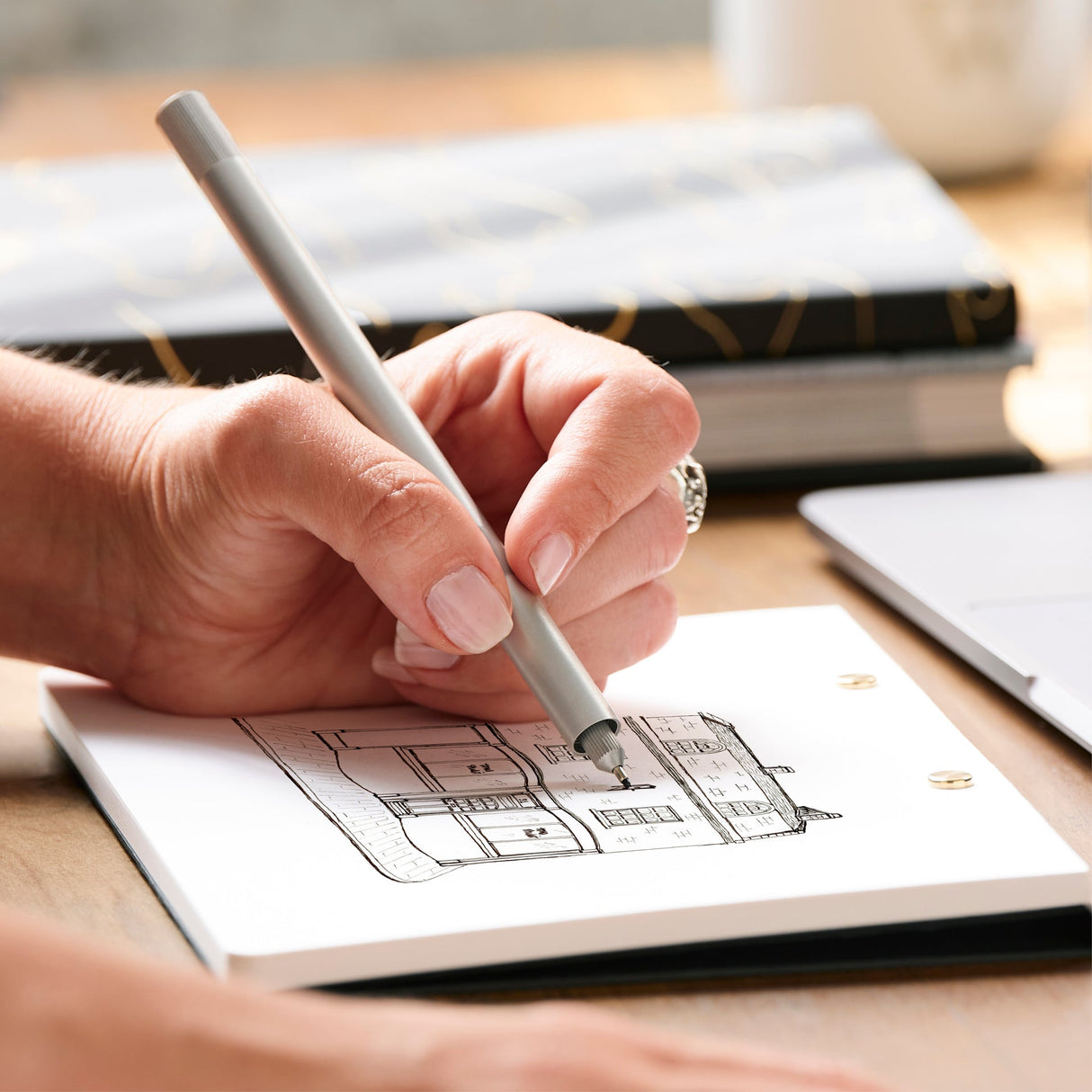 Tom's Studio Lumos Pro - Titanium