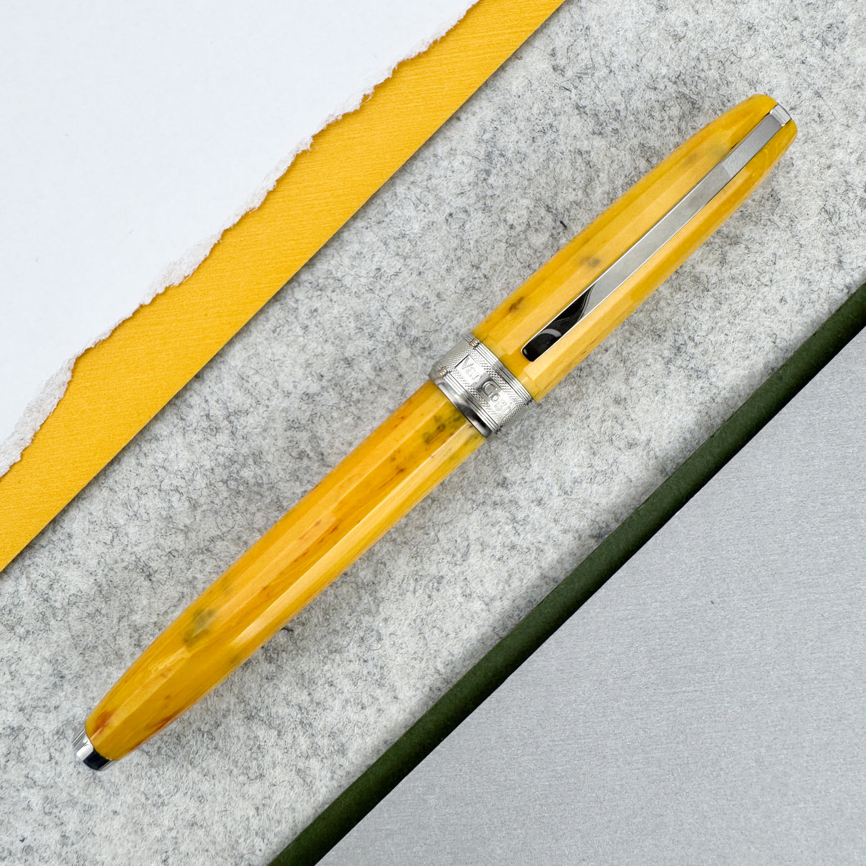 Visconti Van Gogh Fountain Pen - Sunflowers