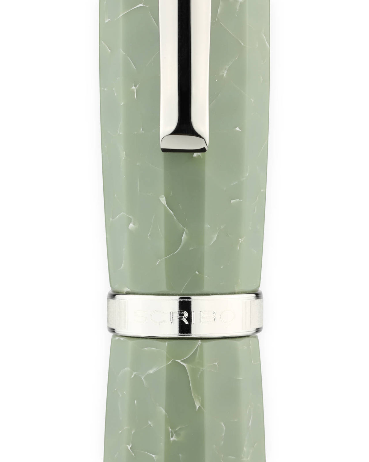 FEEL Verde Antico resin detail