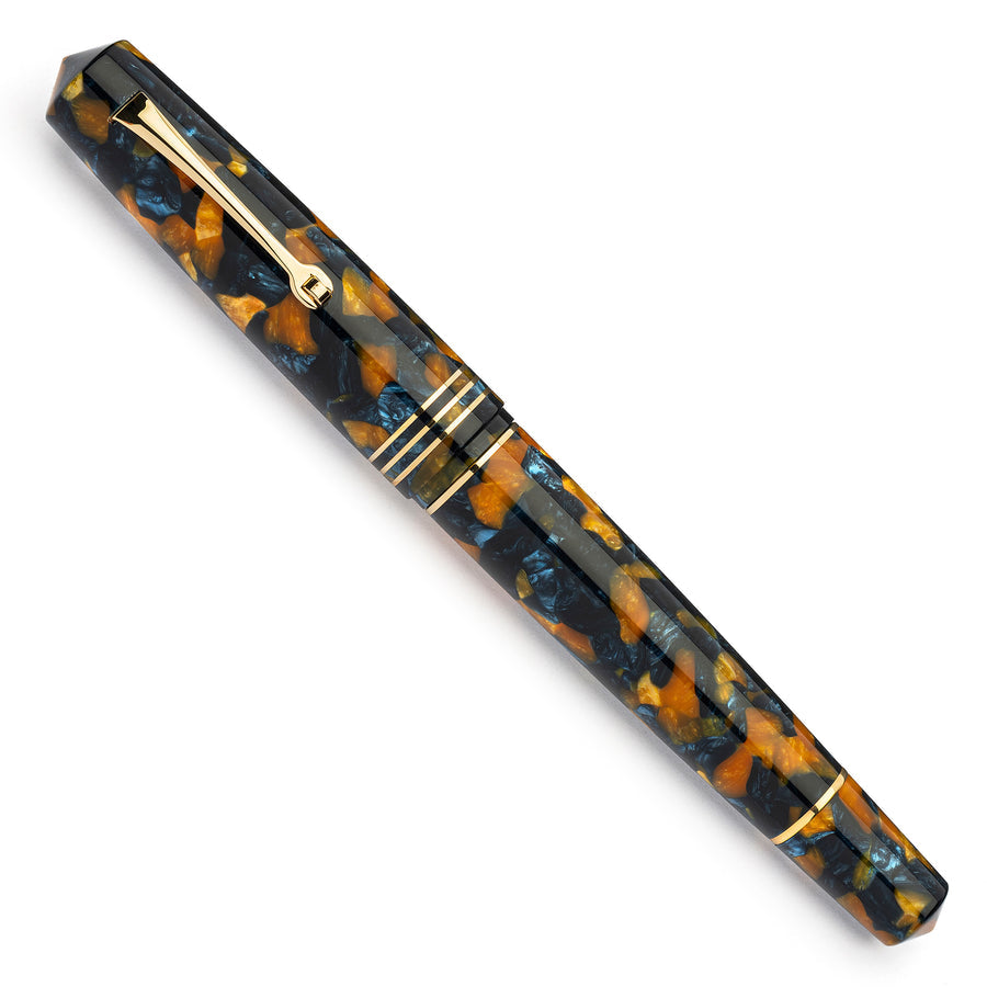 Leonardo Momento Zero Grande 2.0 Fountain Pen - Crepuscolo Marino with Gold Trim