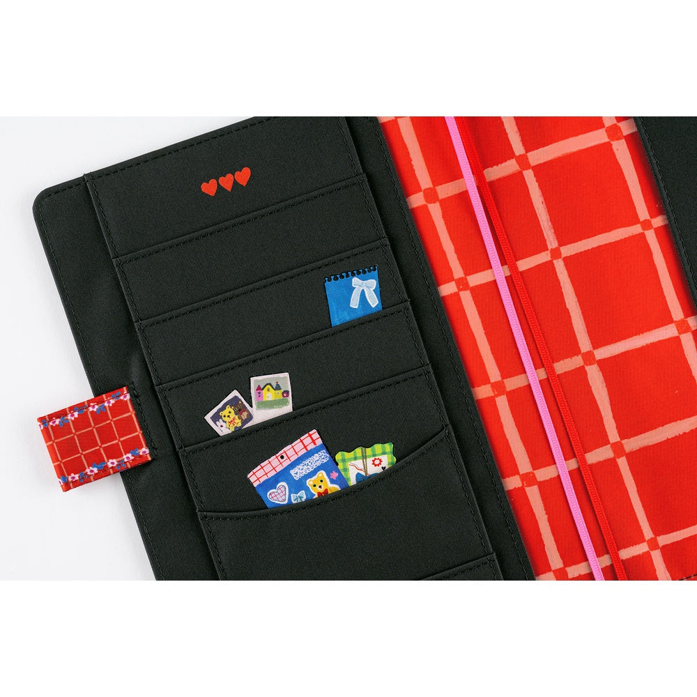 Hobonichi Techo A5 Cousin Planner Set - Yumi Kitagishi: White Cat’s Daily Life (April Start)