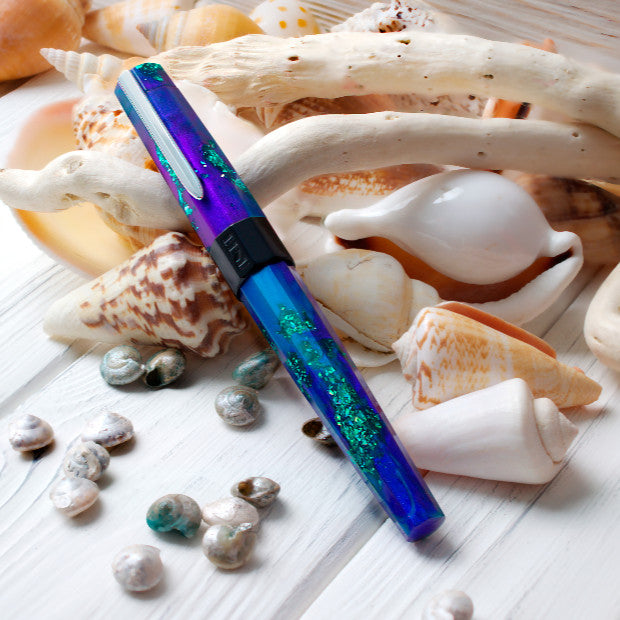 Benu Euphoria Fountain Pen - Tropical Voyager | Atlas Stationers.
