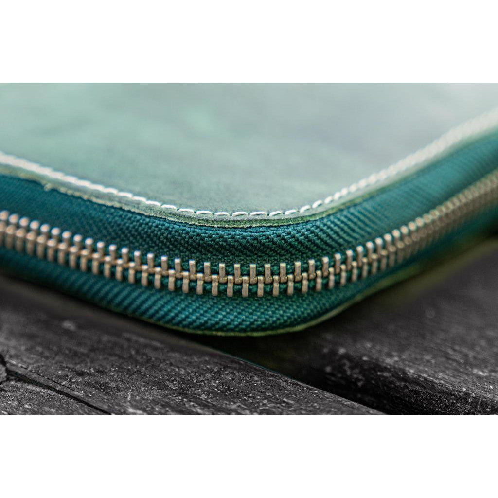 Galen Leather 10 Pen Zipper Case - Forest Green | Atlas Stationers.