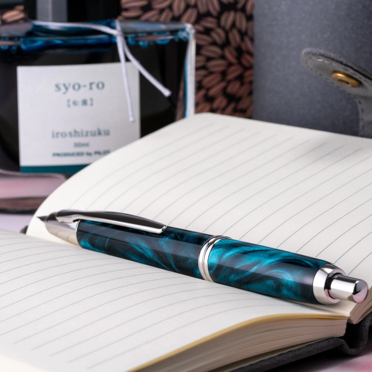 Pilot Vanishing Point SE Fountain Pen - Marble Green | Atlas Stationers.