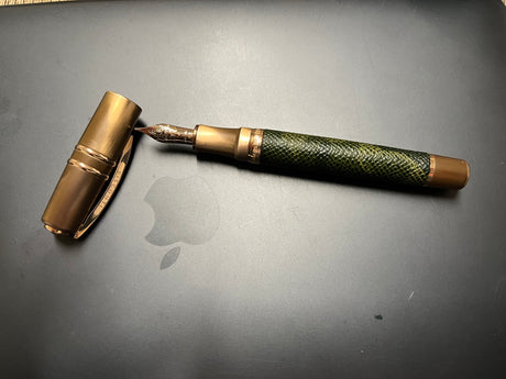 Dishing On the Visconti Dual Touch and My FOMO |  atlas-stationers