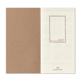 Traveler's 2027 Weekly Vertical Diary - Regular Size
