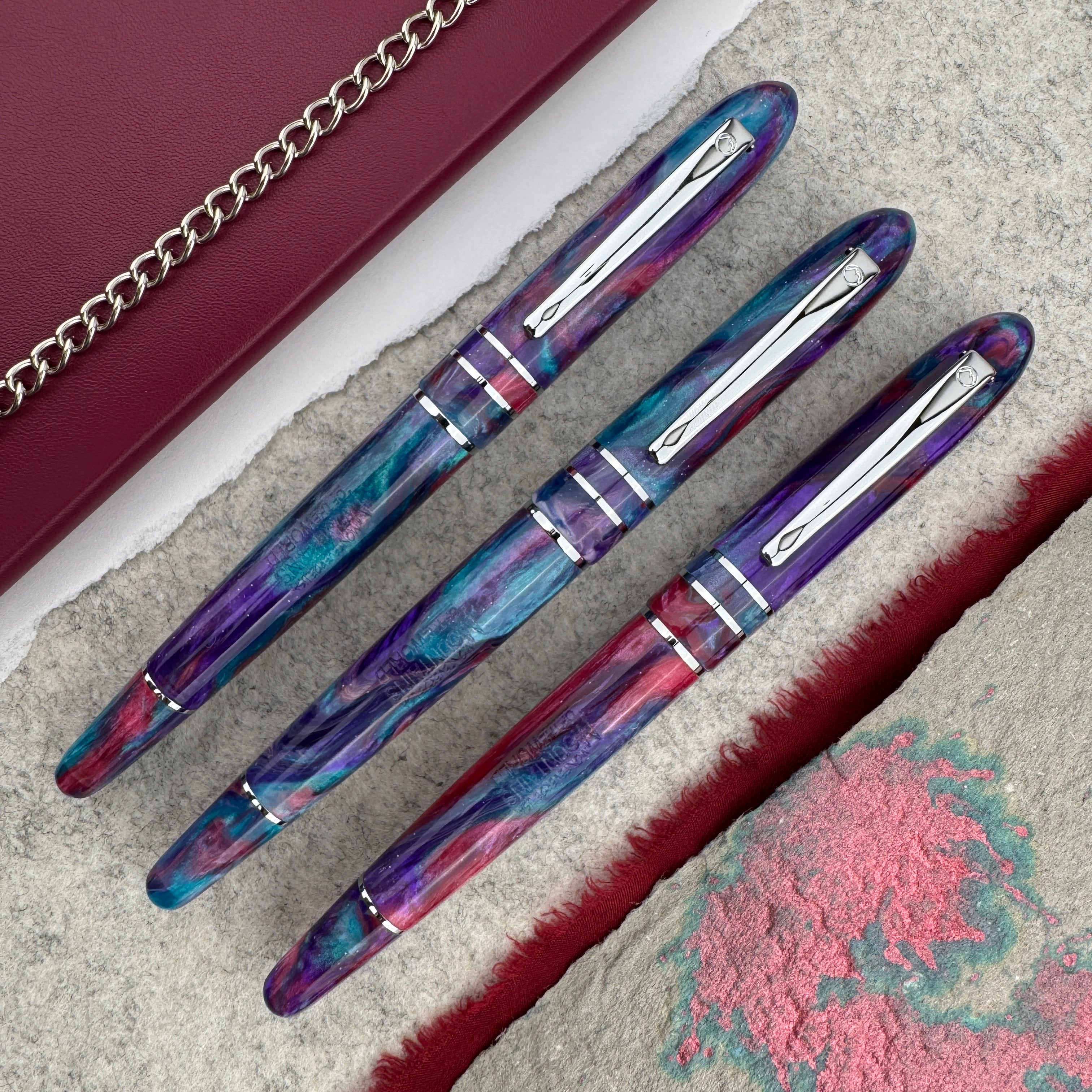 Monteverde Mountains of the World Fountain Pen - Candy Mountain