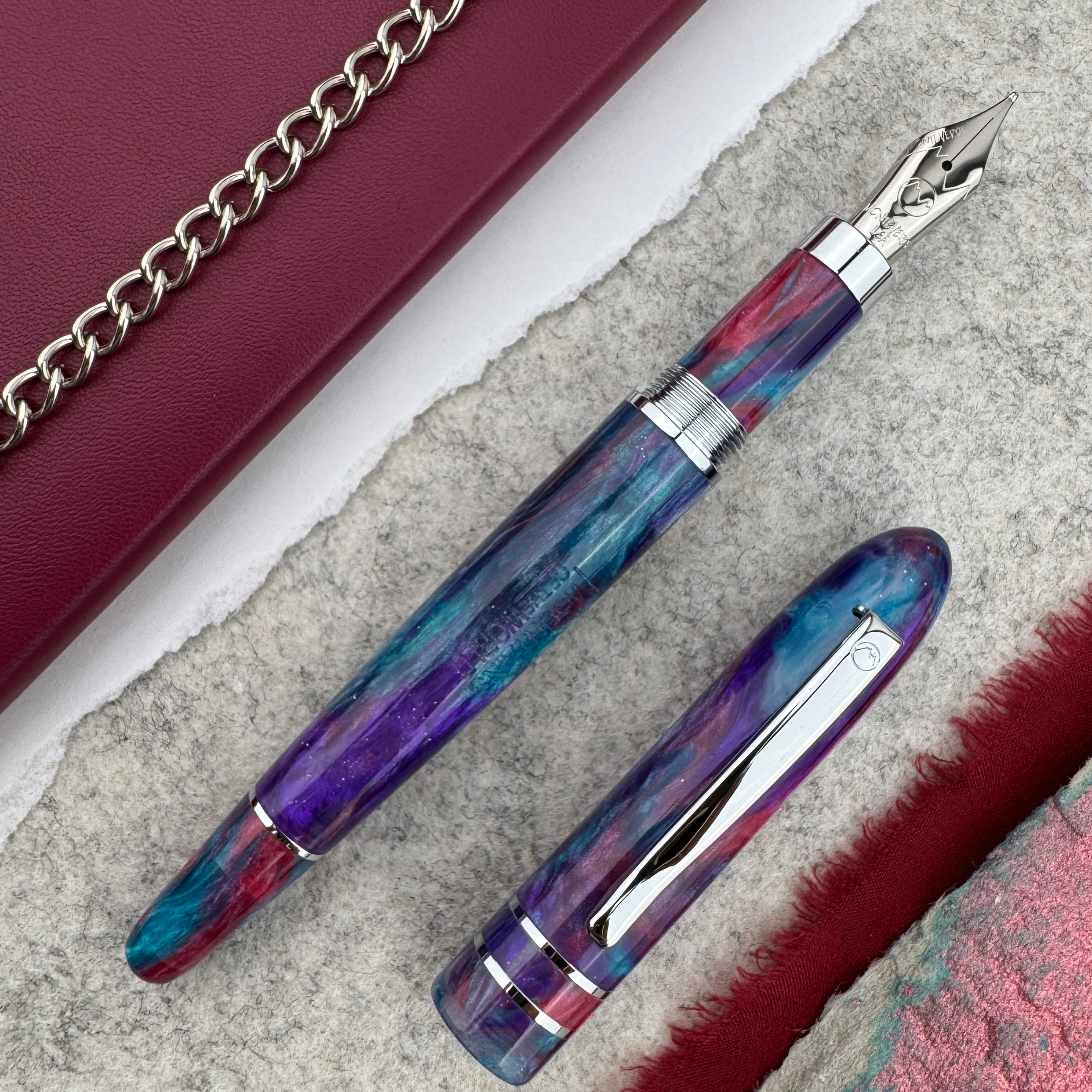 Monteverde Mountains of the World Fountain Pen - Candy Mountain