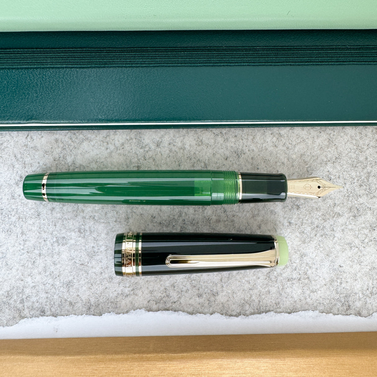 Sailor Pro Gear Fountain Pen - Japanese Tea Ceremony - Matcha (Limited Edition)