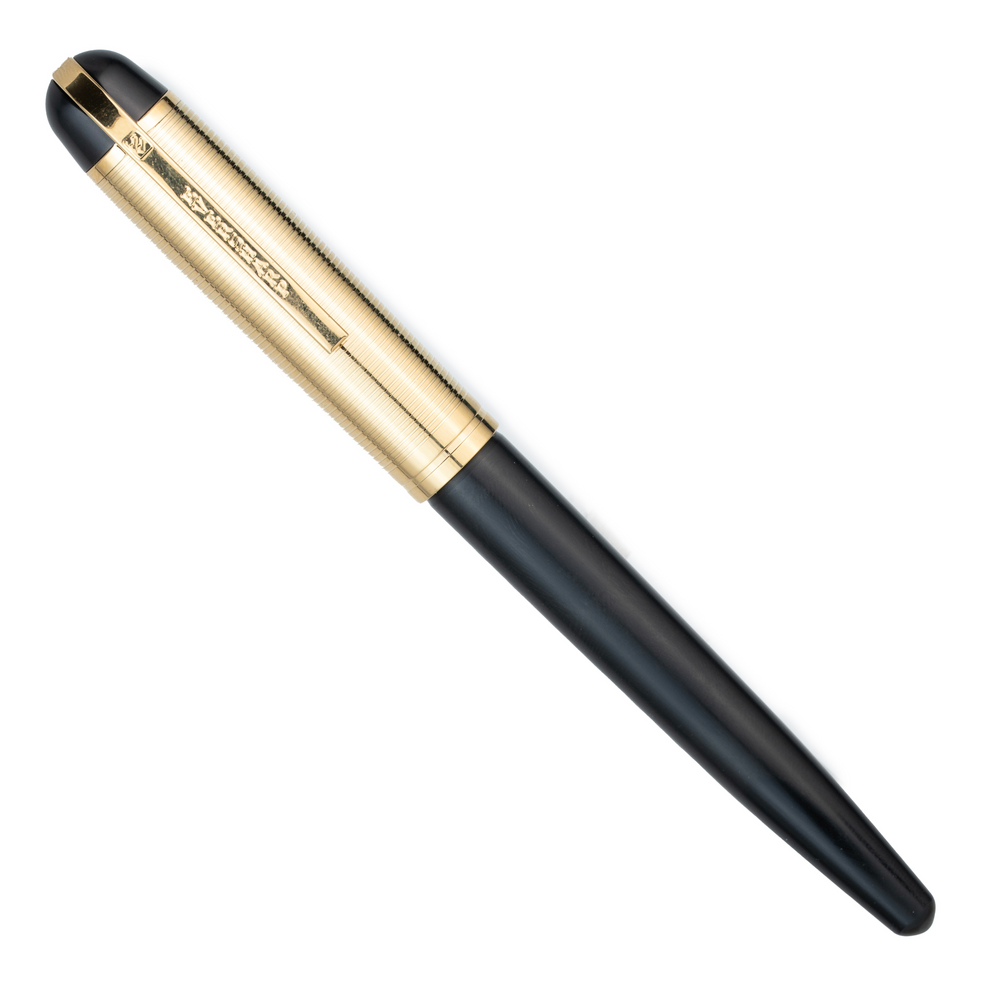 Wahl Eversharp Skyline Fountain Pen - Black w/Gold Trim