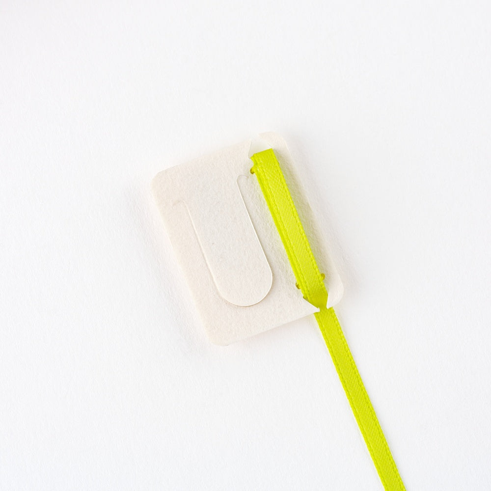 Hobonichi Emroidered Bookmark - Yumi Kitagishi: White Cat