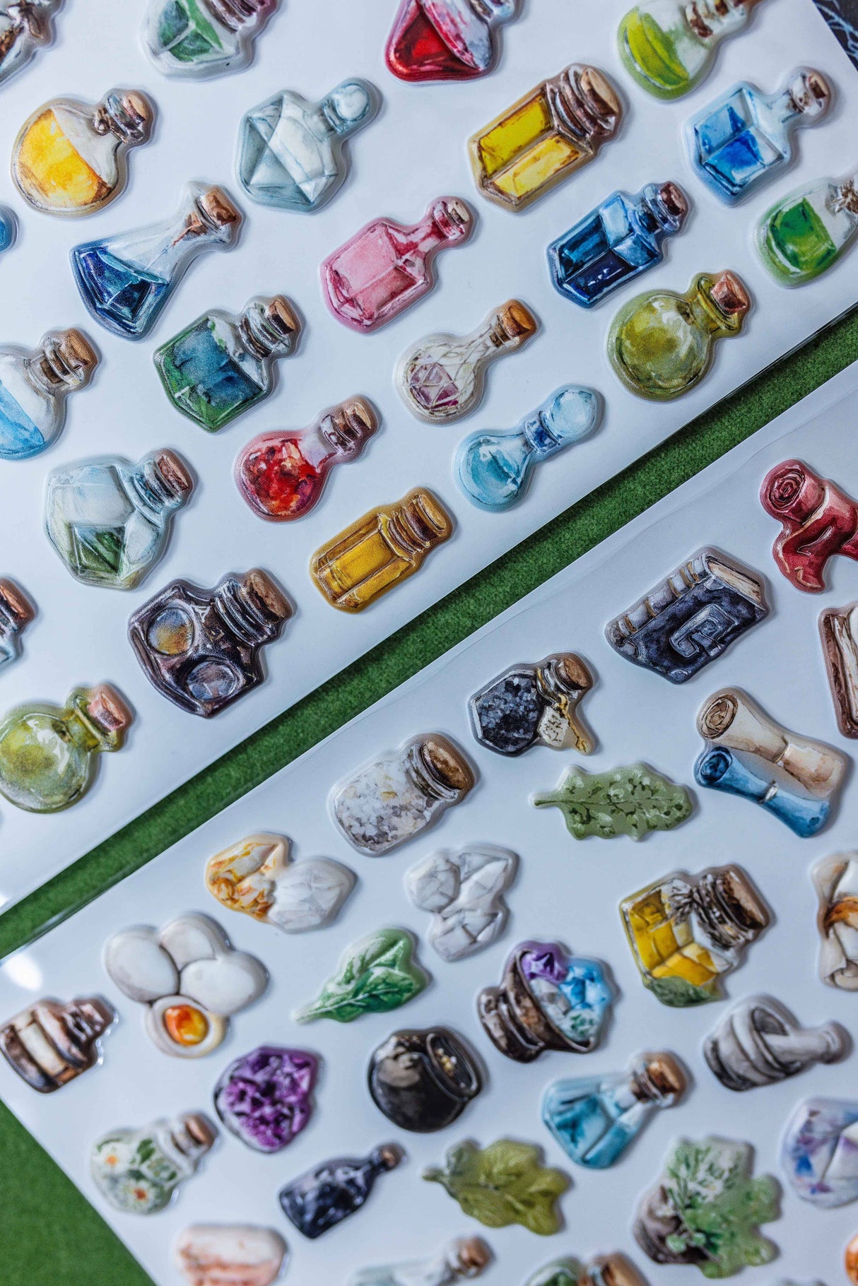 CoraCreaCrafts Mini Bottles Puff Stickers