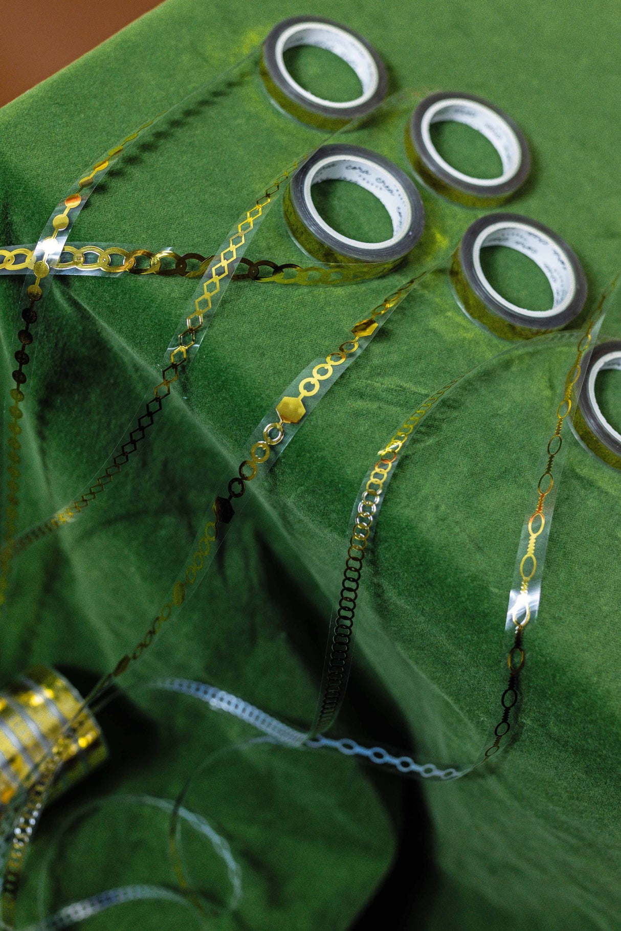 CoraCreaCrafts Metal Chain Tape Set
