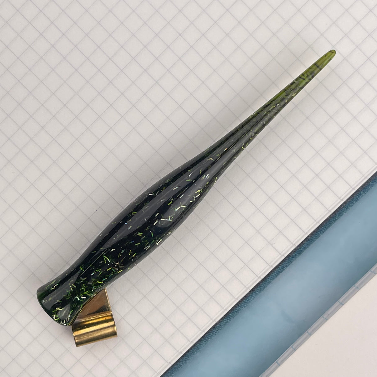 Ash Calligraphy Oblique Holder - Galaxy