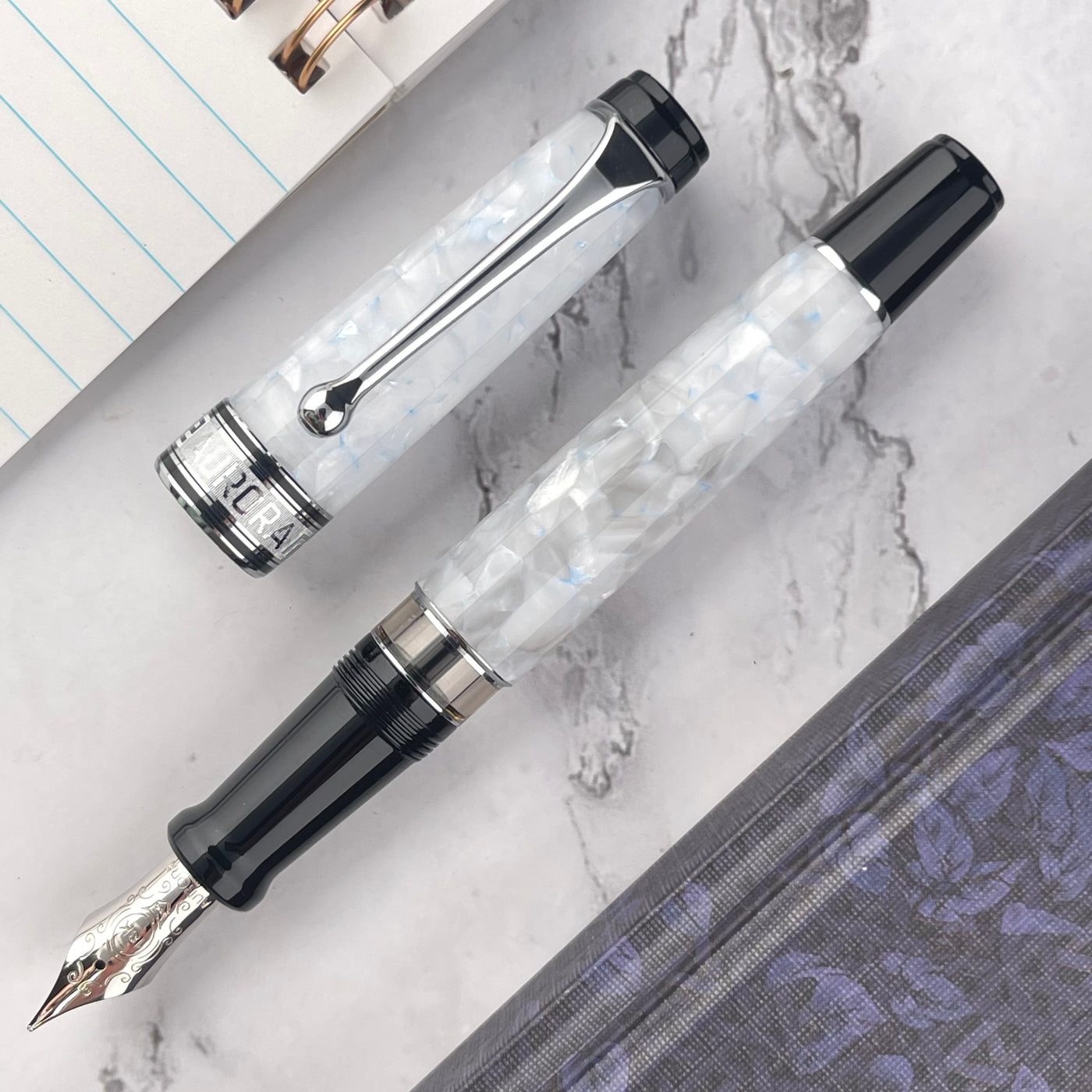 Aurora Optima Fountain Pen - 366 Bianco (Limited Edition)