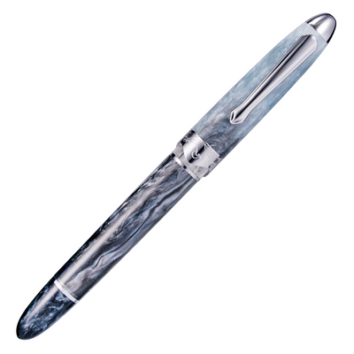 Nahvalur (Narwhal) Horizon Fountain Pen - Aurora