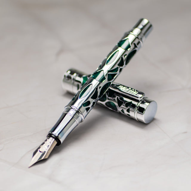 Conklin Endura Deco Crest Fountain Pen - Forest Green/Chrome