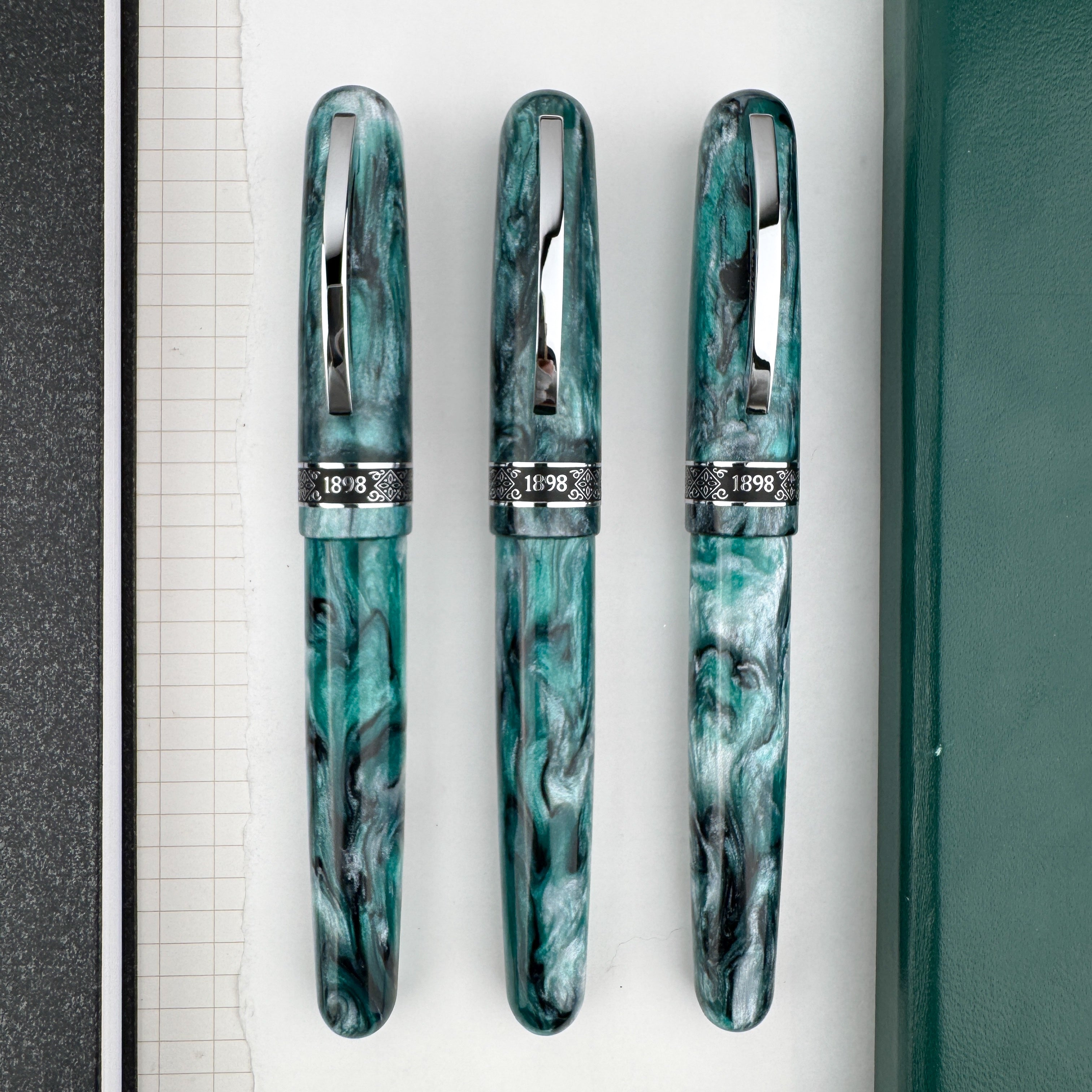 Conklin 1898 Fountain Pen - Ocean Frost (Atlas Exclusive) – Atlas