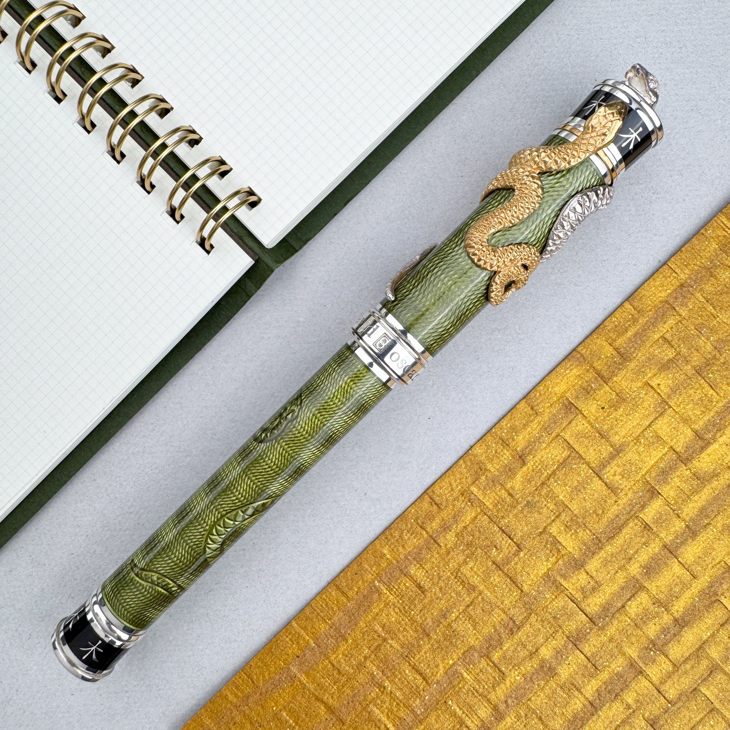 David Oscarson Black Water Snake Fountain Pen - Light Green w/ Gold (Limited Edition #08/08)