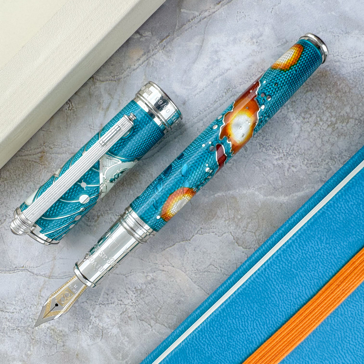 David Oscarson Edwin Hubble Fountain Pen - Team (Limited Edition #05/63)