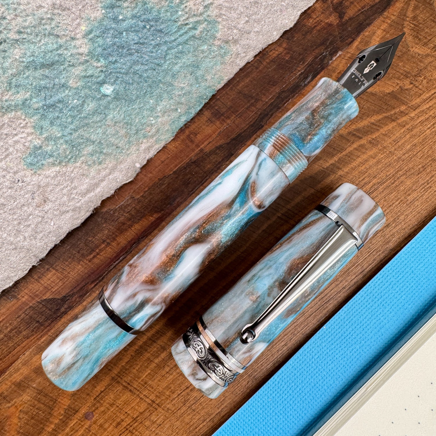 Delta DV Original Midsize Fountain Pen - Blue Copper (Atlas Exclusive)(Doorbuster)