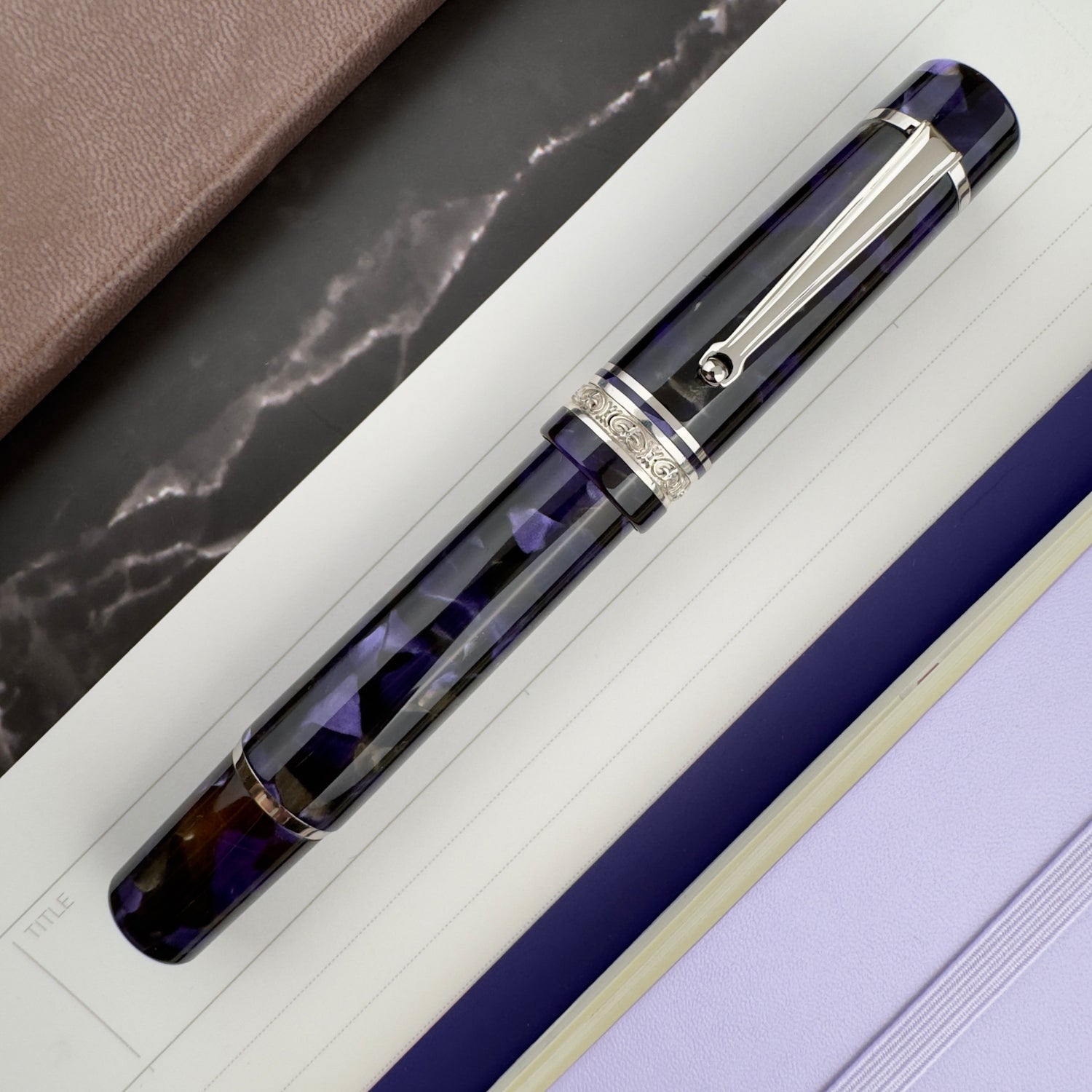 Delta Reservoir Numbered Fountain Pen - Special Resin (Special Edition)(Doorbuster)