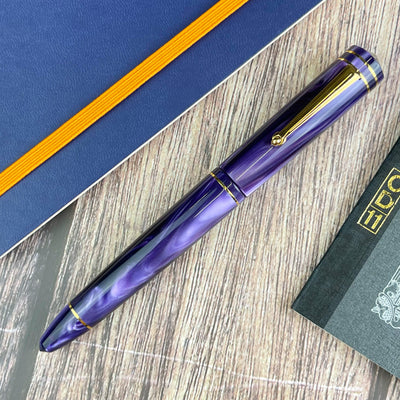 Delta Write Balance Fountain Pen - Purple