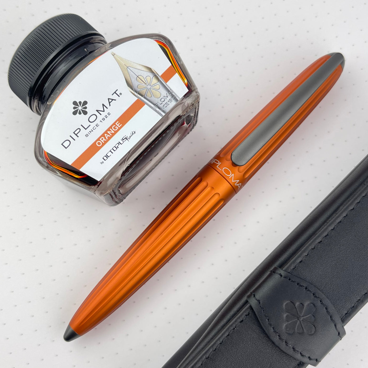 Diplomat Aero Fountain Pen - Orange (Gift Set)