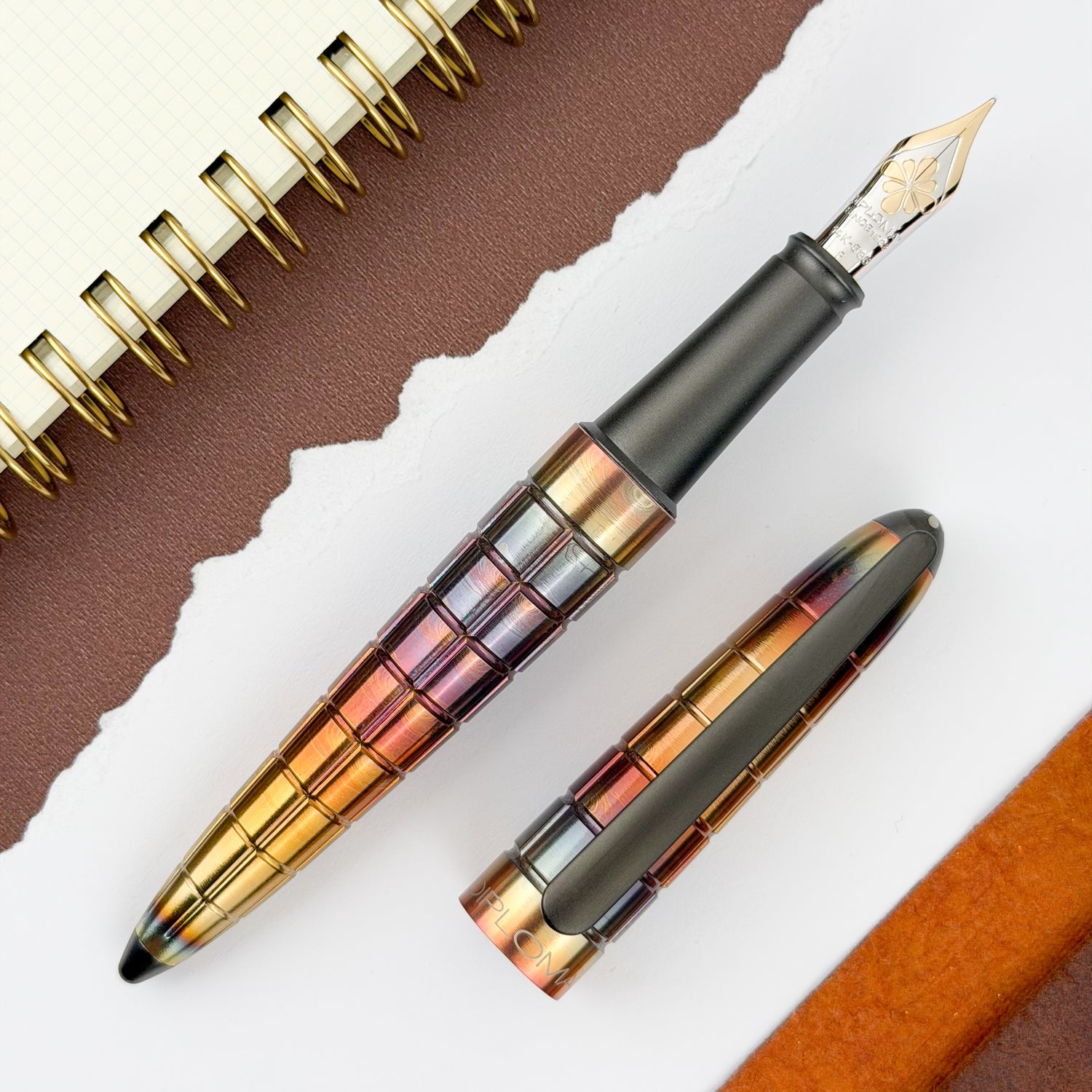 Diplomat Aero Fountain Pen - Rhomb Flame (14kt Gold Nib)