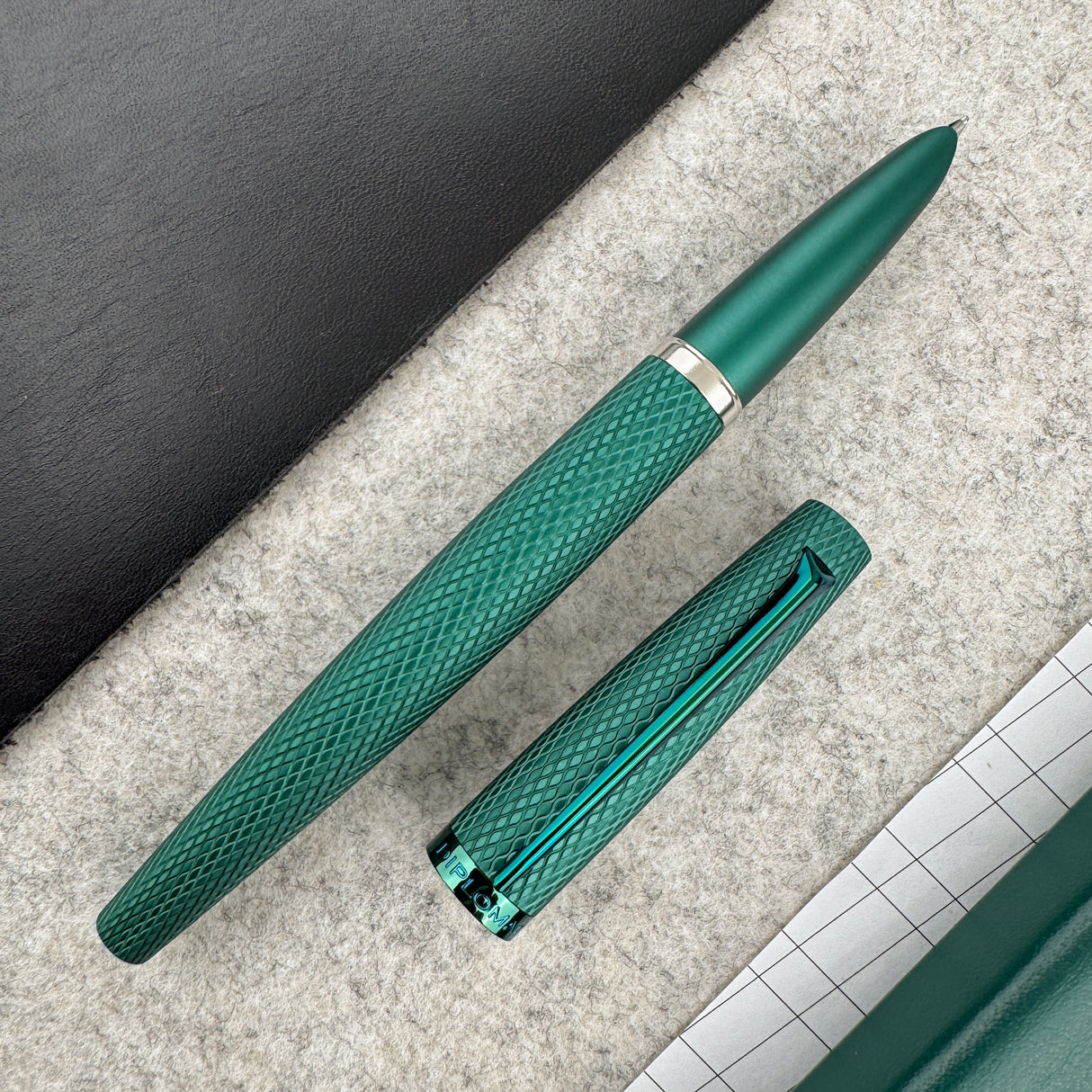 Diplomat Viper Fountain Pen - Green