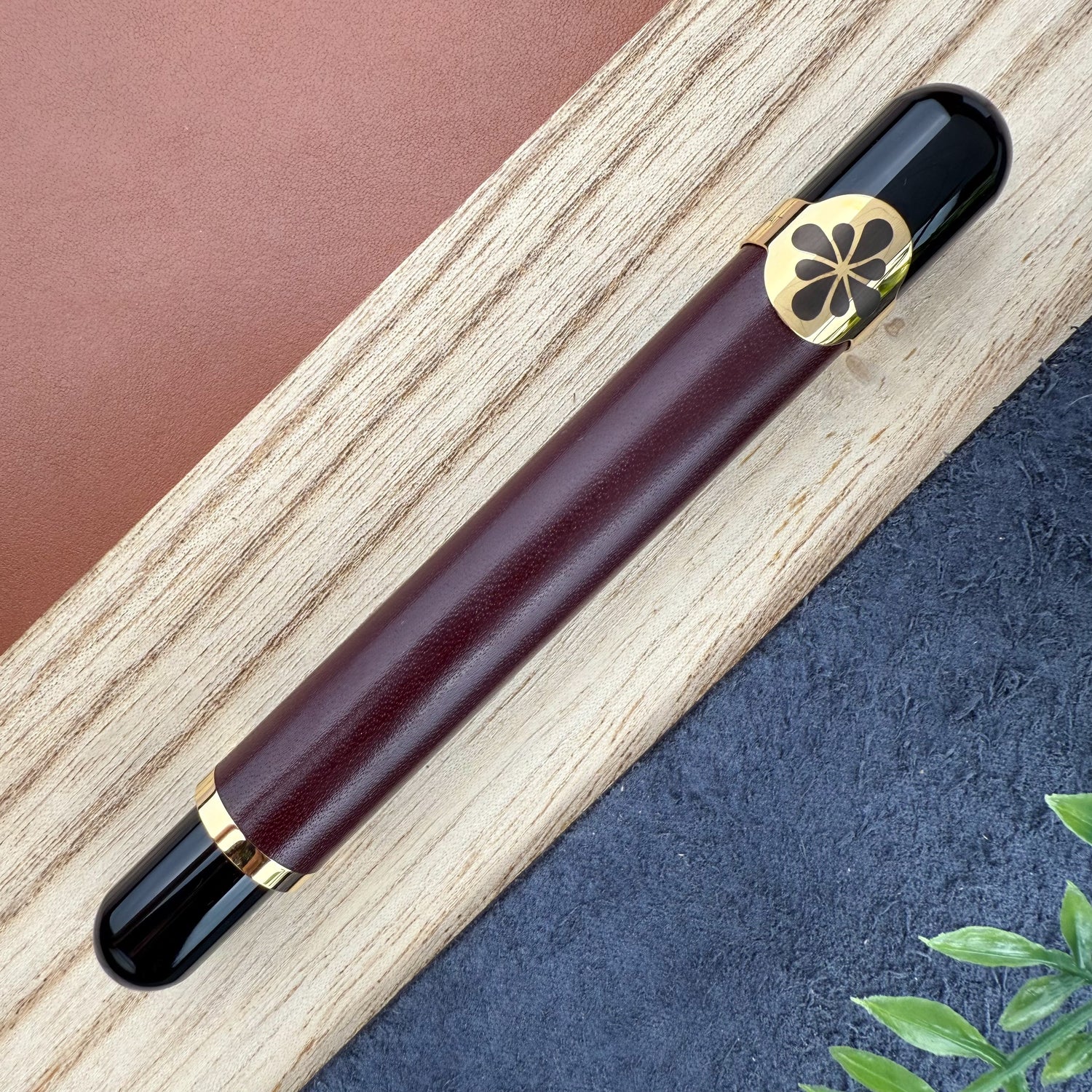 Diplomat XO Fountain Pen - Leather Dark Red