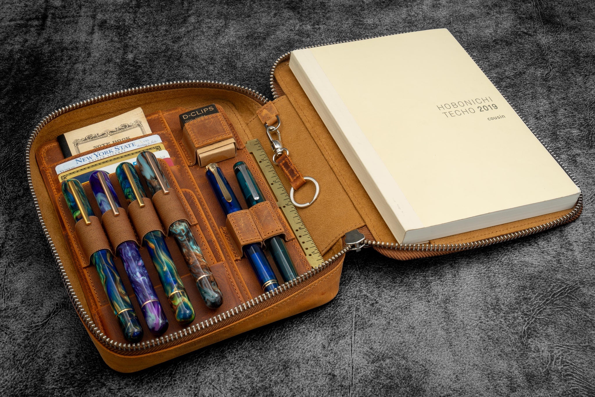 Galen Leather Expansi-Folio Leather Wide A5 Zip Folio – Atlas