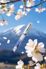 Nahvalur (Narwhal) Voyage Cherry Blossom Fountain Pen (Special Edition)