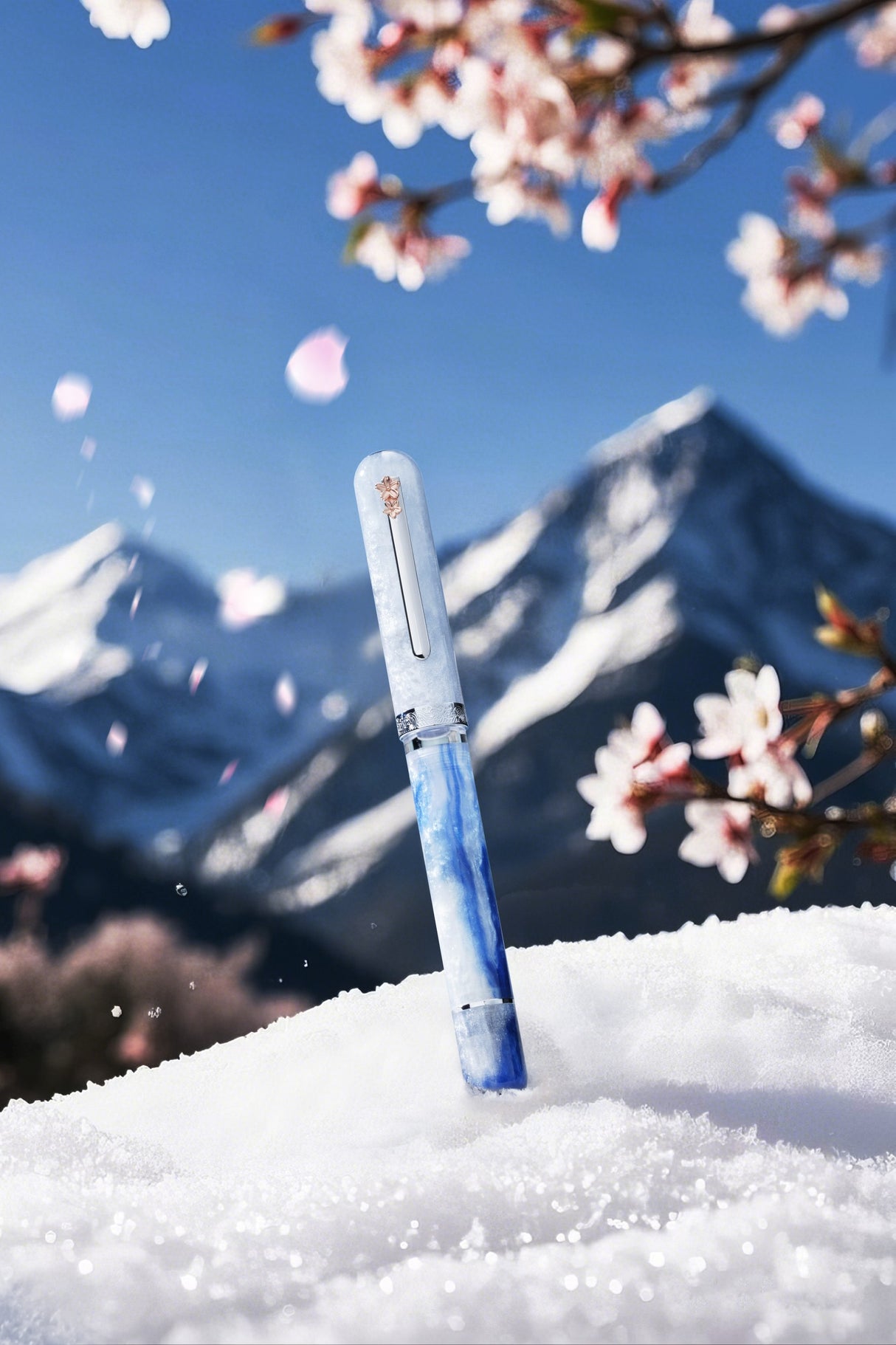 Nahvalur (Narwhal) Voyage Cherry Blossom Fountain Pen (Special Edition)