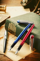 Wahl Eversharp Skyline Fountain Pen - Red w/Silver Trim