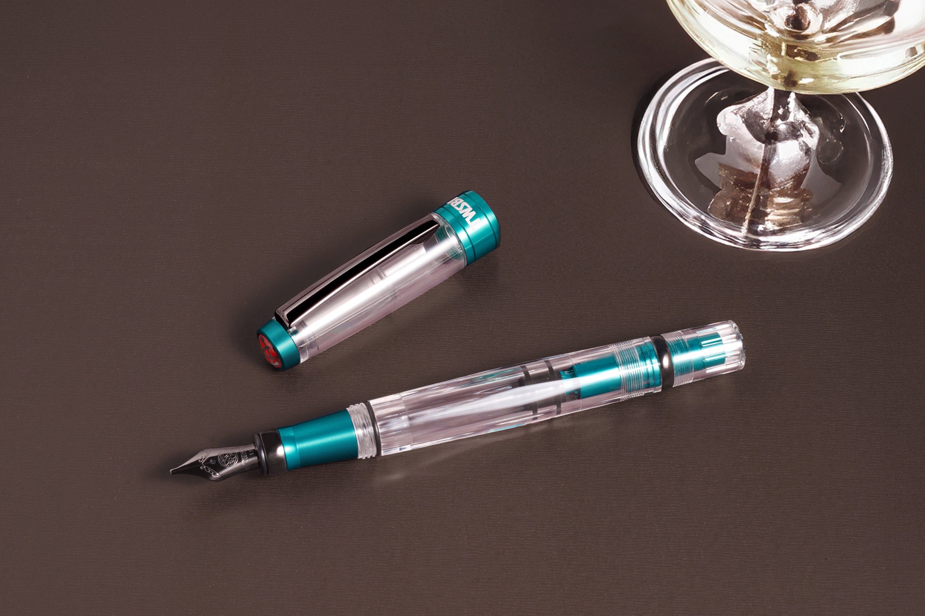 TWSBI Diamond 580ALR Fountain Pen - Caribbean w/ Onyx – Atlas