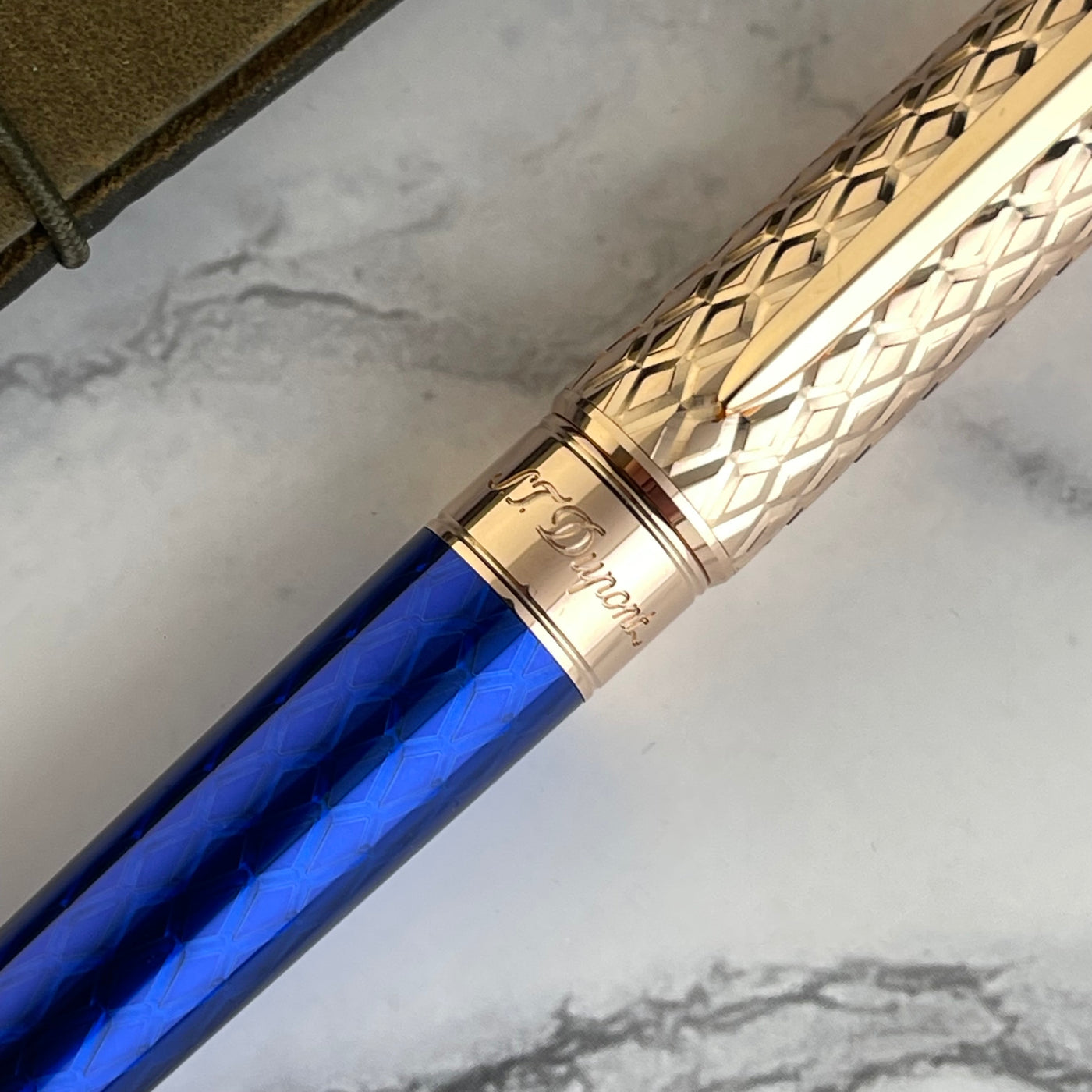 S.T. Dupont Line D Eternity Fountain Pen - Dragon Blue