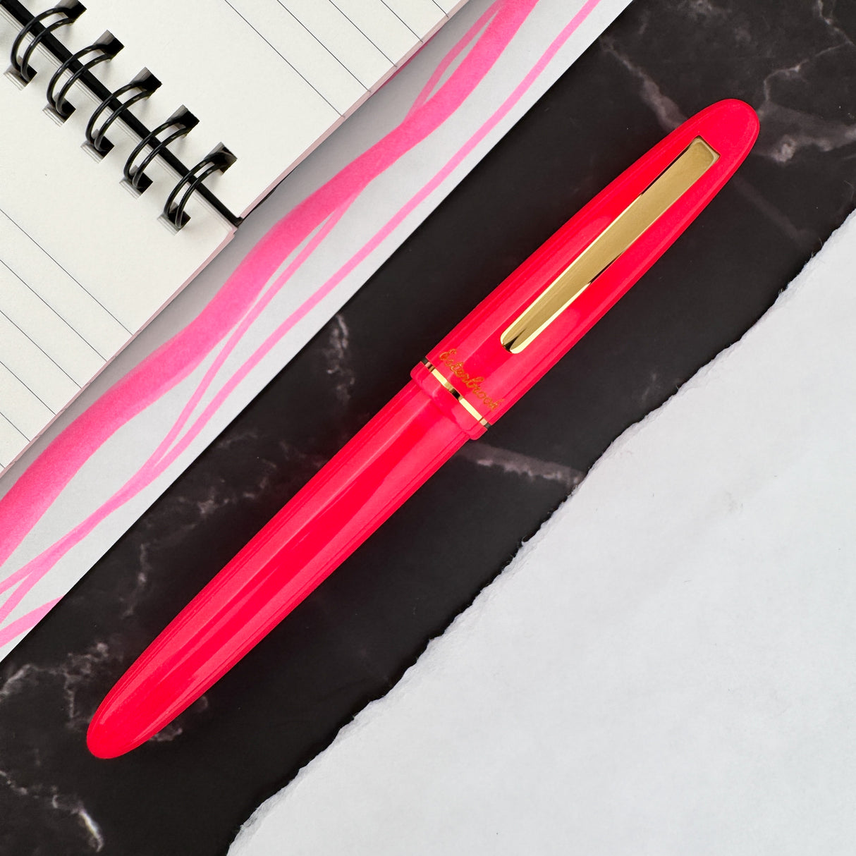 Esterbrook Funky Town Estie Fountain Pen - Pink