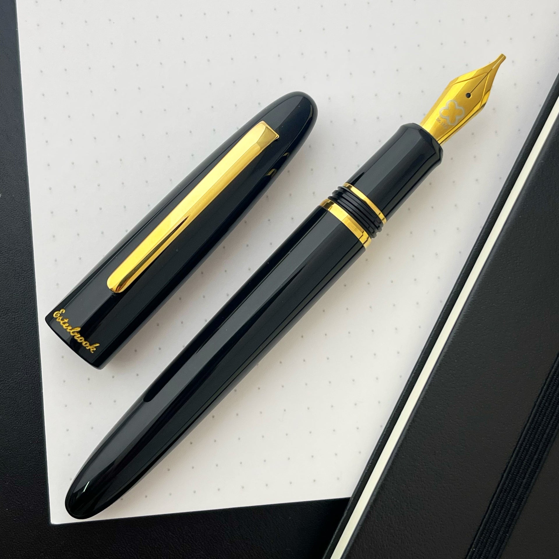Esterbrook E116 Estie Ebony Fountain Pen, Black, Acrylic with Gold Fittings, Pen Thickness Medium, 134 mm Length // 15.3 mm Diameter