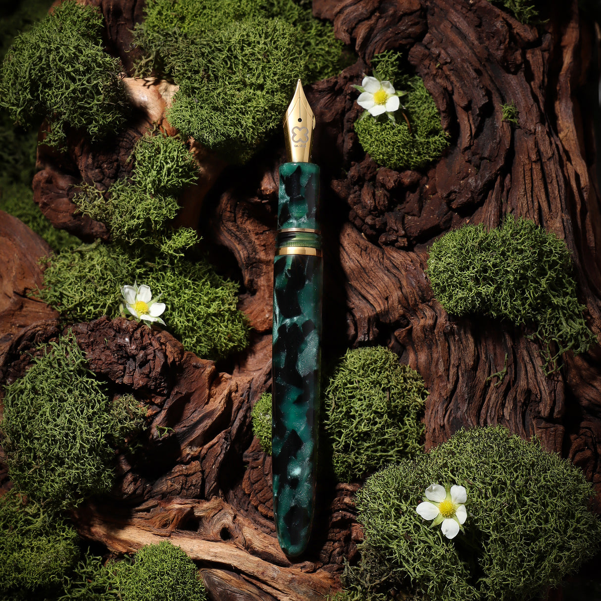 Esterbrook Estie Fountain Pen - Evergreen w/ Gold Trim