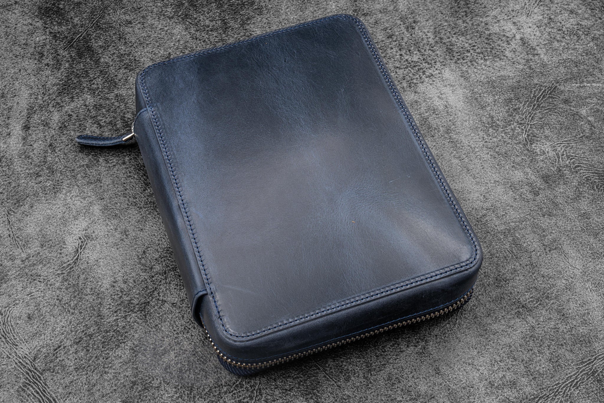 Galen Leather Expansi-Folio Leather Wide A5 Zip Folio – Atlas
