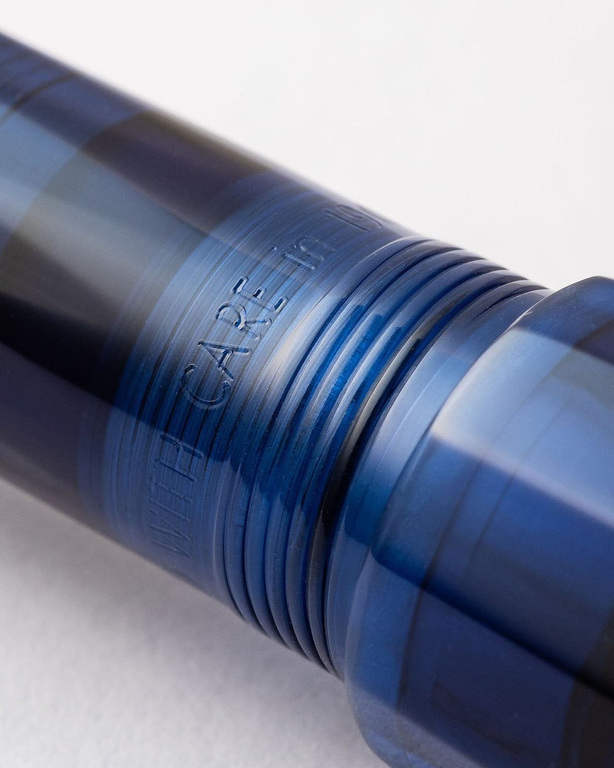 FEEL Blu Sospeso engraved with care