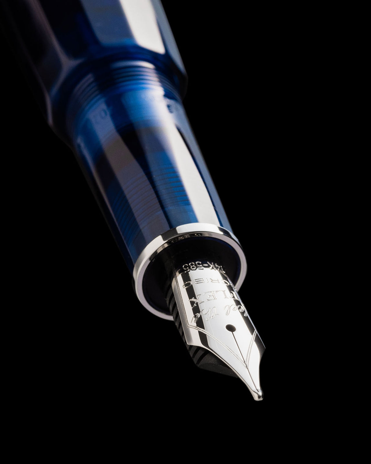 FEEL Blu Sospeso nib and section