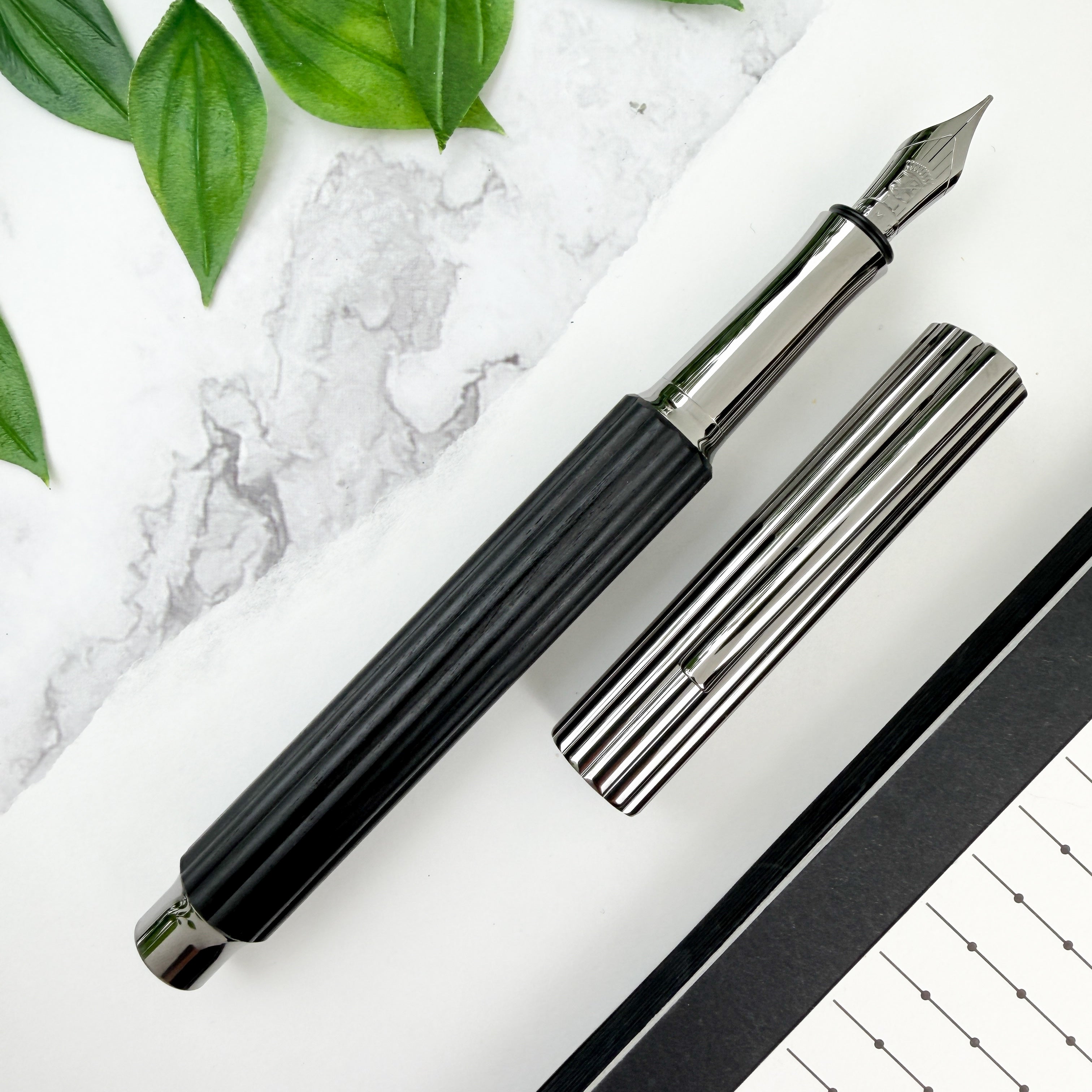 Graf von Faber-Castell Bloom Fountain Pen - Ebony – Atlas Stationers
