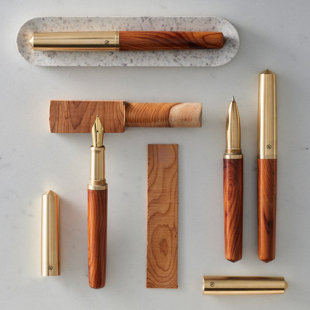 Tom's Studio Studio Handmade Fountain Pen - Yew