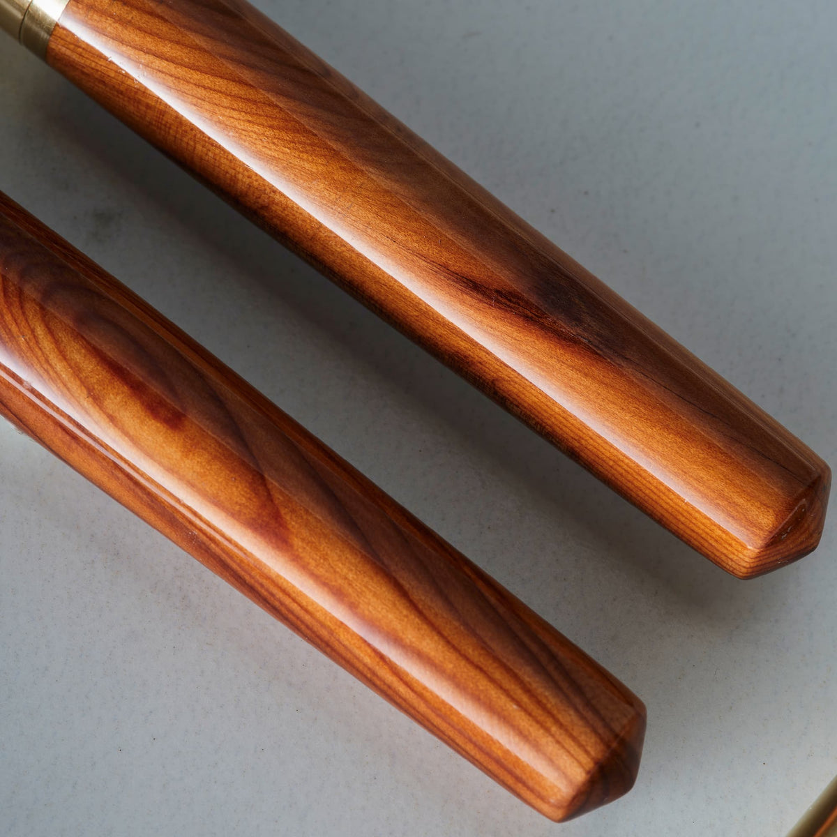 Tom's Studio Studio Handmade Fountain Pen - Yew